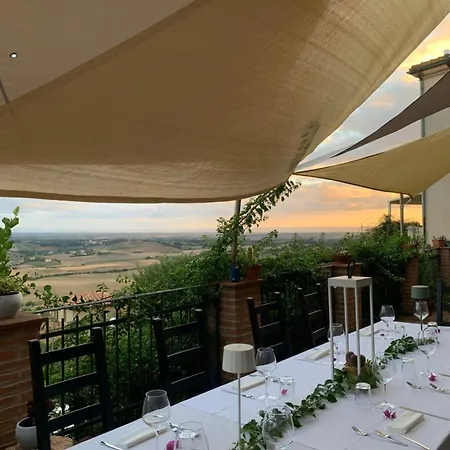 Casa Cerboneschi فندق مبيت وإفطار كاسال ماريتيمو