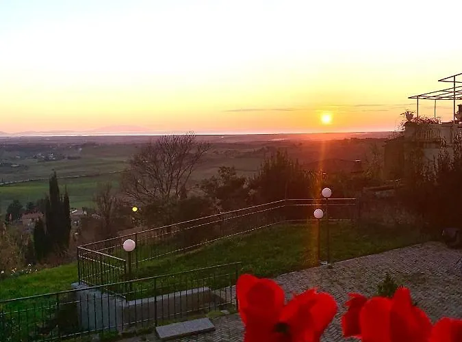 Casa Cerboneschi 3* Казале-Мариттимо